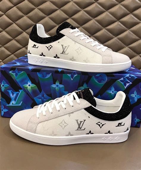 Louis Vuitton sneakers men 2022